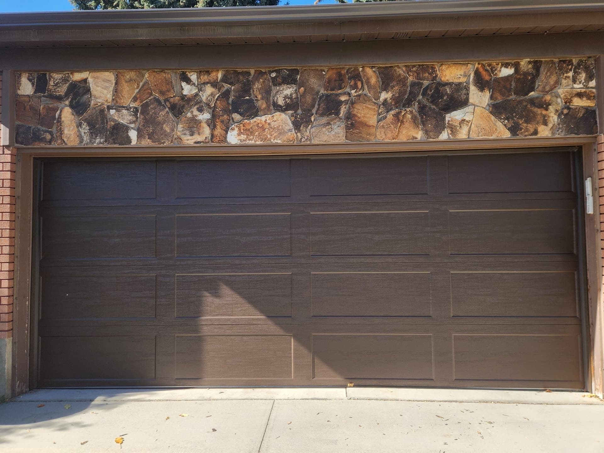 Stunning Garage Door Installation in Wellsville
